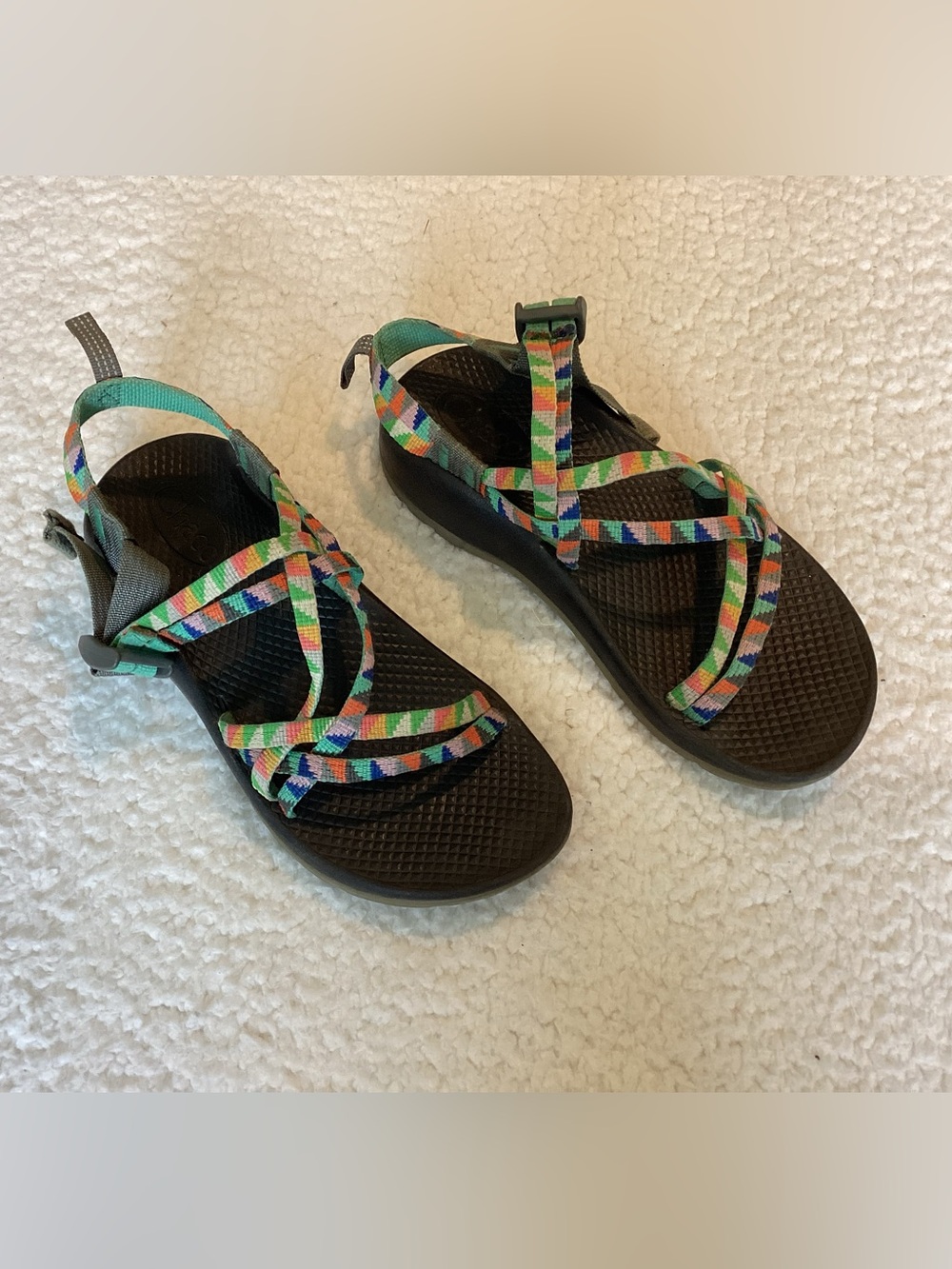 Chaco Kids Size 4 Colorful Strappy Hiking Sport Sandals Boho Outdoor
